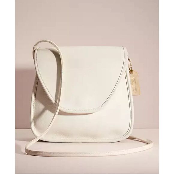 ISO Coach Vintage White Bag In Search Of Shoulder Style - Picture 1 of 1